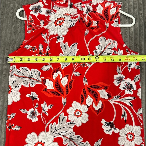 Ann Taylor Red Floral Sleeveless Top - Picture 9 of 10